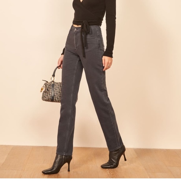 Reformation Brooklyn Relaxed Tapered Jean Size 26 - Picture 4 of 5